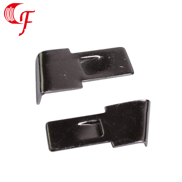 Battery contact plate